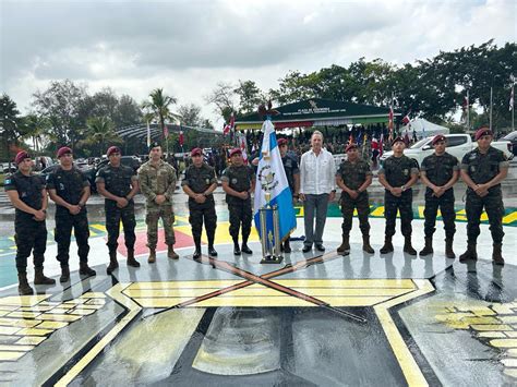 Ej Rcito Guatemala On Twitter Ej Rcitogt Felicita A Los Kaibiles Por