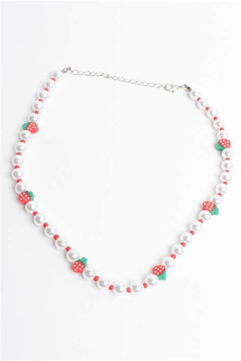 Strawberry Pearls Necklace