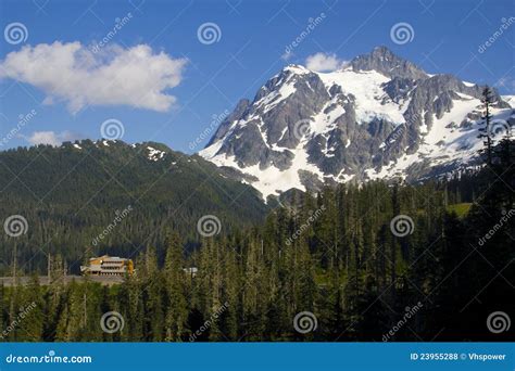 Mt. Baker Lodge stock photo. Image of resort, pine, lodge - 23955288