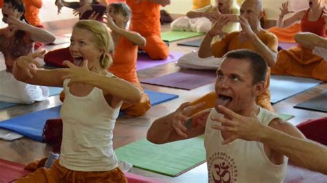 Yoga And Meditation Retreats India Blog Dandk