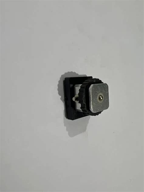 Replacement Metal Hot Shoe Adapter At New Delhi ID
