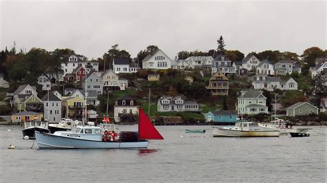 Stonington Stonington Maine Located On The Southern End Flickr