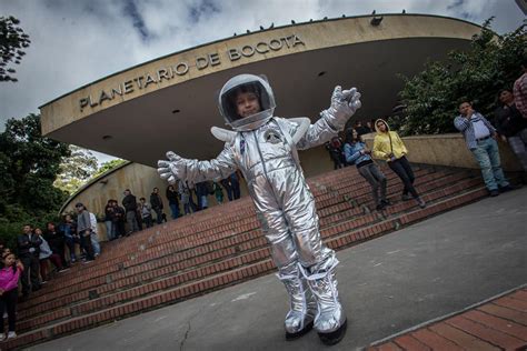 El Planetario Está De Fiesta Improvisando Radio