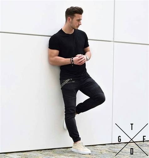 3 Cores De Camisetas Básicas Masculinas Essenciais Mens Outfits Mens Fashion Blog Mens Fashion