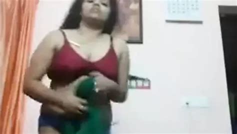Indian Bhabi Showing Boobs Indian Nude Boobs Free Porn C XHamster