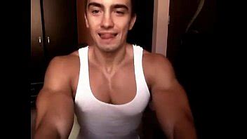 Luke Posing His Muscle On Cam XVIDEOS