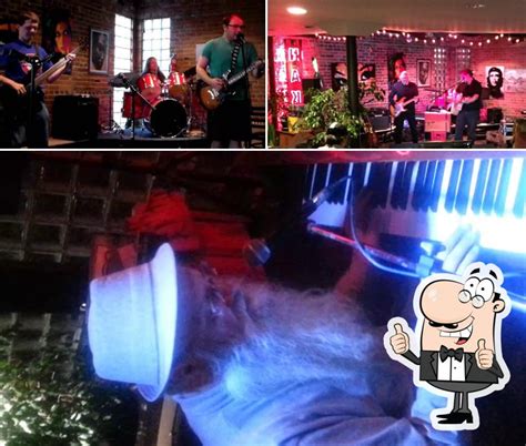 Naked Cafe Edmonton Restaurant Menu Prices And Reviews