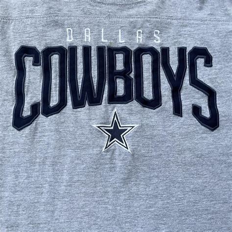 Vintage Stitched Dallas Cowboys NFL Tee Shirt Fits... - Depop