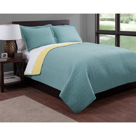 Luxury Fashionable Reversible Solid Color Quilt Set Collection