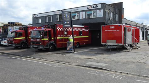 LFB Fire On Fowler Road In Ilford Mercedes Atego Comma Flickr