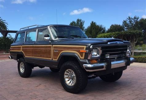 1986 Jeep Grand Wagoneer