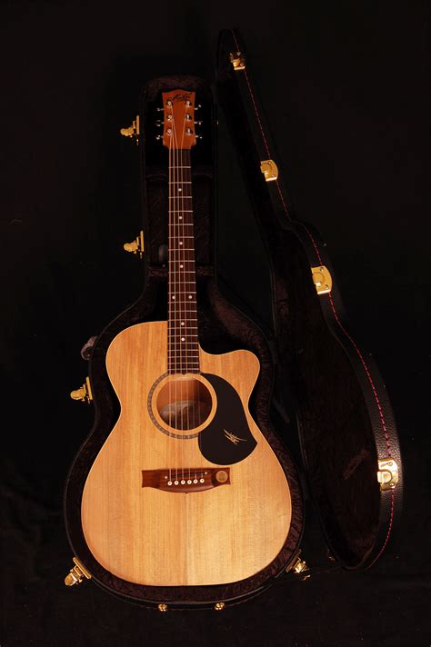 Maton Performer EBG808CL | Woodstock Guitars