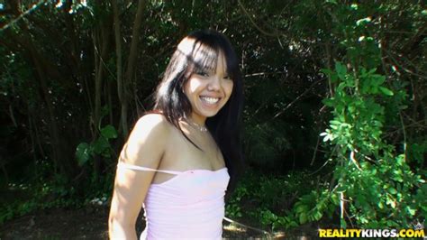 Zenya Lai Has Sex Out In The Park My Zenya Lai Blog