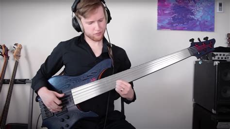 This Solo Fretless Bass Rendition Of METALLICA's "Nothing Else Matters" Is Impressive