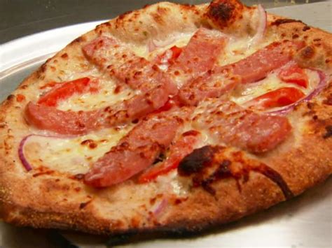 Brick Oven Pizza | Restaurants : Food Network | Food Network