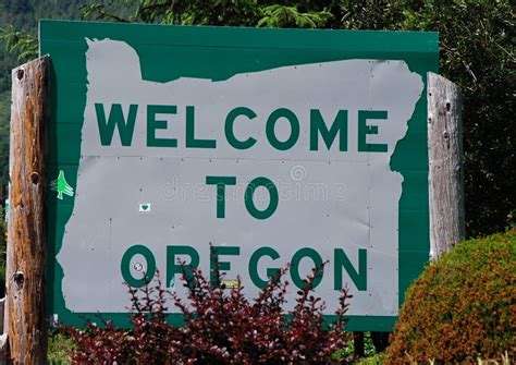 Welcome To Oregon Road Sign Stock Photo Image Of Sign Oregon 197769344