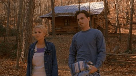 Comfort In Horror Featuring Cabin Fever 2002 Jordy Reviews It