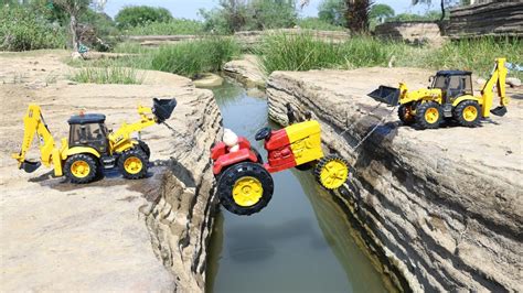 Mahindra Tractor And Ford Tipper Accident River Pulling Out JCB 5CX And