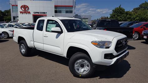 New 2017 Toyota Tacoma Sr Extended Cab Pickup In Boston 19805 Expressway Toyota