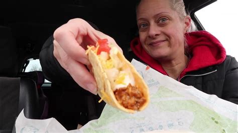 New Taco Bell Crispy Melt Taco Mukbang With Mexican Pizza And 2 Crunchy