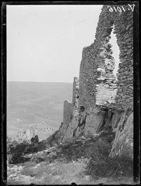 ImagesDéfense Avret Hisar Dans la forteresse côté sud ouest