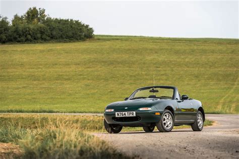 Mazda MX 5 Mk1 Eunos Buyer S Guide Fast Car