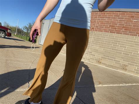 Cute Brunette In Mustard Flares Cameltoe Spandex Leggings Yoga Pants Forum