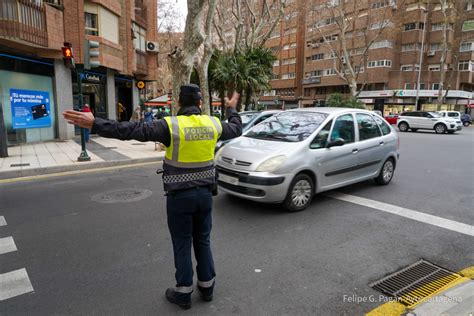 El tráfico sigue cortado en el Paseo Alfonso XIII a la altura del