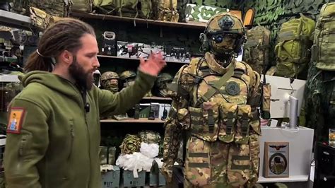 ВОЕНТОРГ ЭКИПИРОВКА ЭКСПЕРТ Москва, Новая 1Ас7. Магазин в котором есть ...