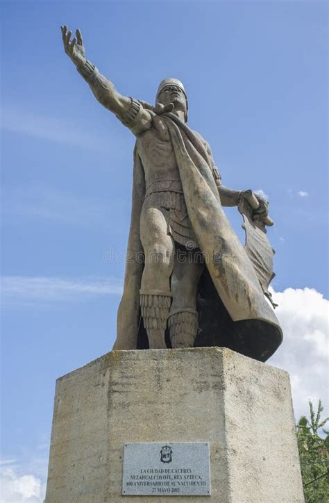 Nezahualcoyotl Statue, Ruler of the City-state of Texcoco, Pre-columbian Mexico Editorial Stock ...