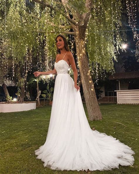 Los segundos vestidos de novia que nos han hecho soñar en 2019 Foto 8