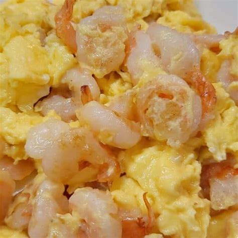 Chinese Scrambled Eggs with Shrimp Recipe 滑蛋蝦仁 Easy 15 Minute Meal