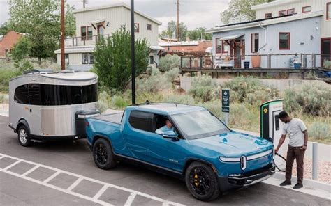 Rivian R T R S The Dual Motor Warranty Changes Qw