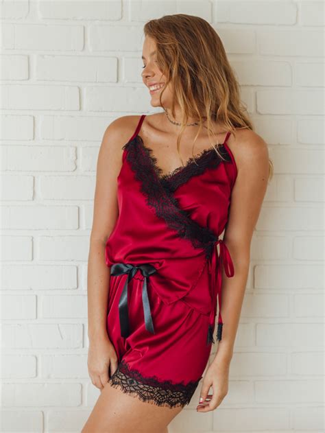 Shortdoll Paixão Vermelho Oui Lingerie Peças feitas à mão muito amor e carinho