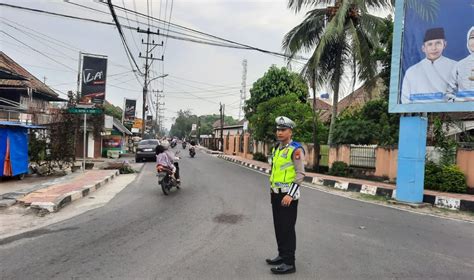 Pengaturan Lalu Lintas Di Seputar Kota Kayuagung Oleh Satlantas Polres