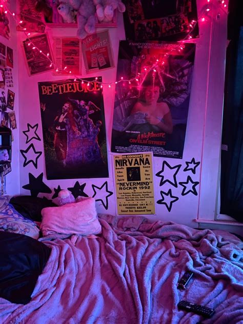 Pin By Hanna 🖤 On Cozy At Home ♡ Punk Room Room Inspiration Bedroom Grunge Room