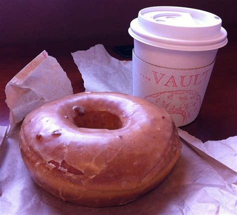 Donut Vault Totally Worth The Hour Long Wait Breakfast Donuts