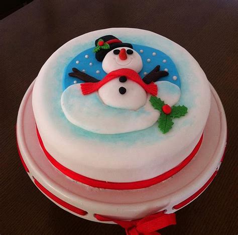 Snowman Decorated Cake By Ritsa Demetriadou Cakesdecor