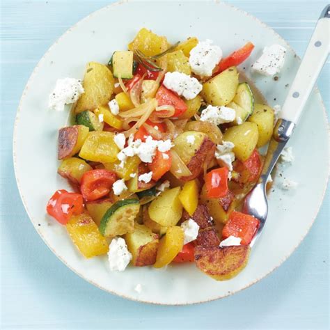 Mediterrane Kartoffelpfanne Rezept Essen Und Trinken