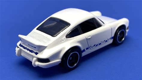 Porsche Carrera Hot Wheels за вигідною ціною RetroMagaz