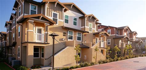 UCI Camino del Sol Undergraduate Housing - Morley Concrete