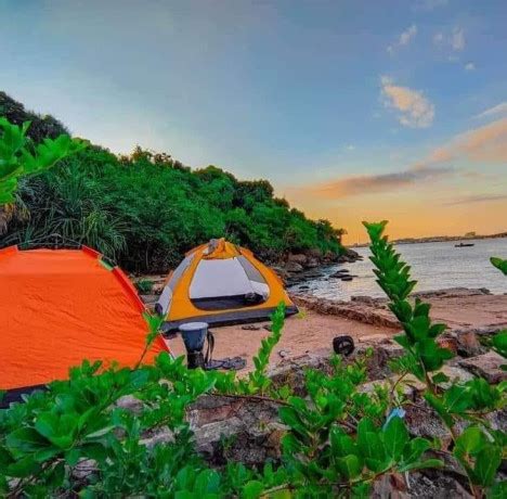 Camping at Unawatuna Sri Lanka | Galle