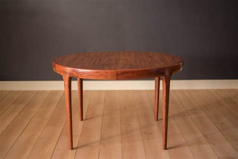 Vintage Danish Rosewood Round Expandable Dining Table By Ib Kofod