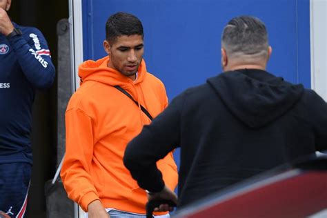 Le Joueur Du Psg Achraf Hakimi Mis En Examen Pour Viol D P Che Guin E