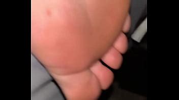 Cum En Los Pies De Mi Novia XVIDEOS