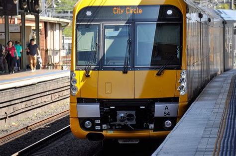 Sydney Trains - Waratah Set A 54 arrives on Platform 17 | Train, Sydney city, Rail transport