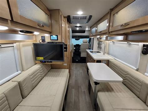 Nova 20D Coachmen RV