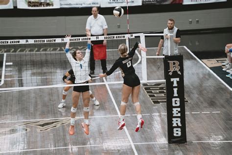 Lauren Harms Broken Arrow Prep Dig