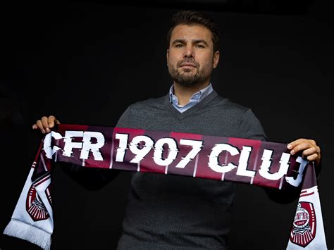 Adrian Mutu Prezentat Oficial La Cfr Cluj Vreau Titlul I Cupa