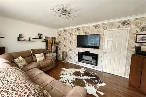 Heol Dulais Birchgrove Swansea Sa7 2 Bedroom Detached Bungalow For